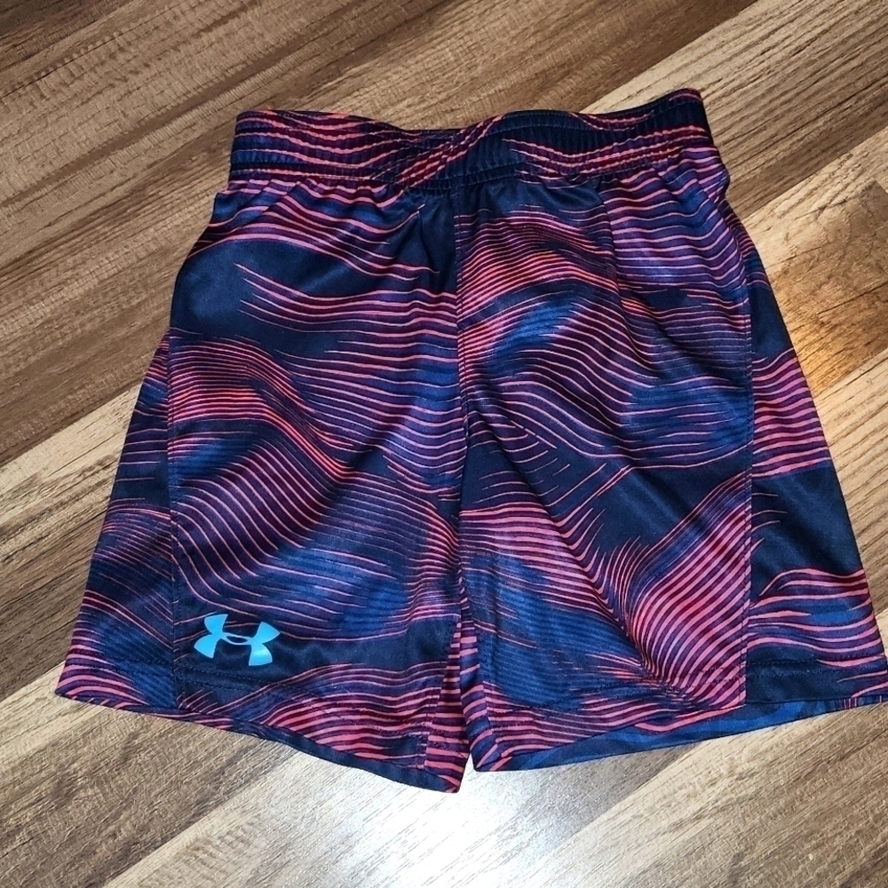 Like New Under Armour Shorts Size 5 Pink Navy